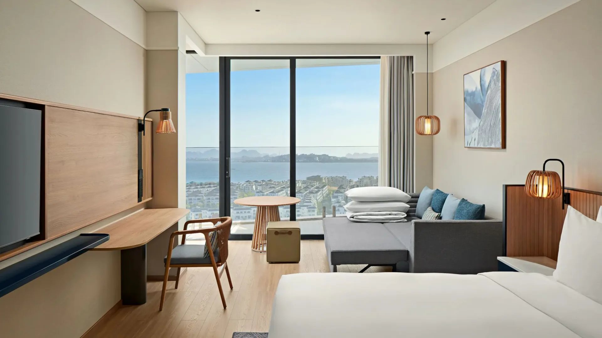 1 King Bed Bay View