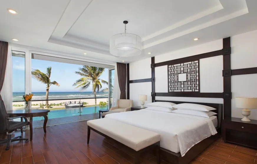 One Bedroom Ocean Front Pool Villa
