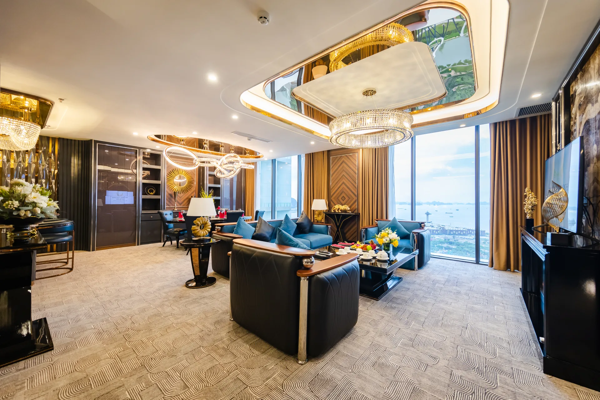 Presidentail Suite 