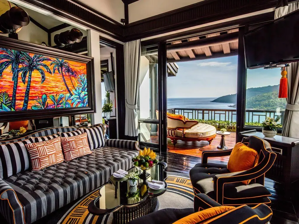 1 Bedroom Heavenly Penthouse