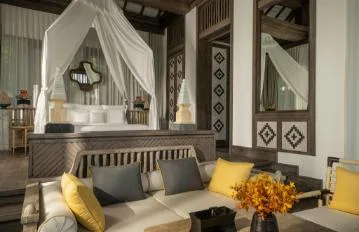 2 Bedroom Seaside Villa On The Rocks