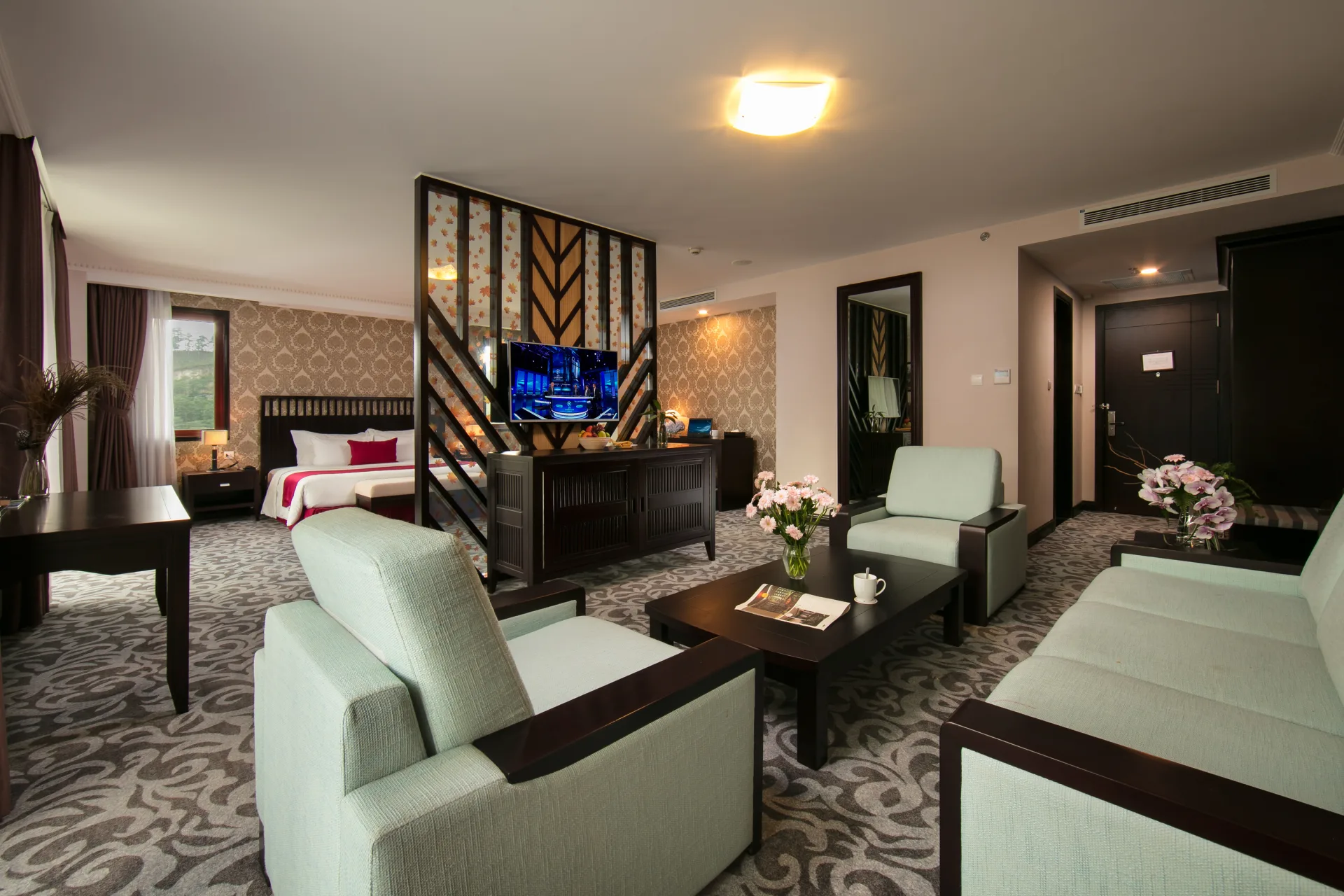 Royal Suite Mountain View