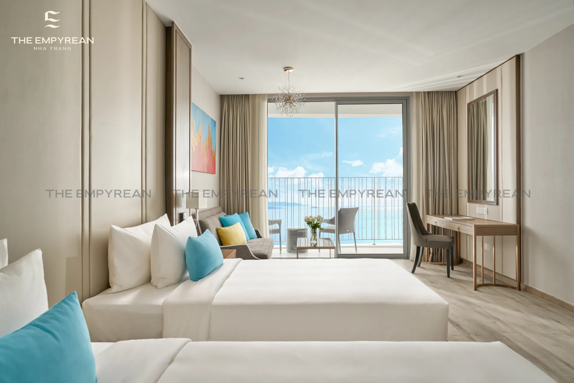 Deluxe Ocean with Balcony (Twin/King)