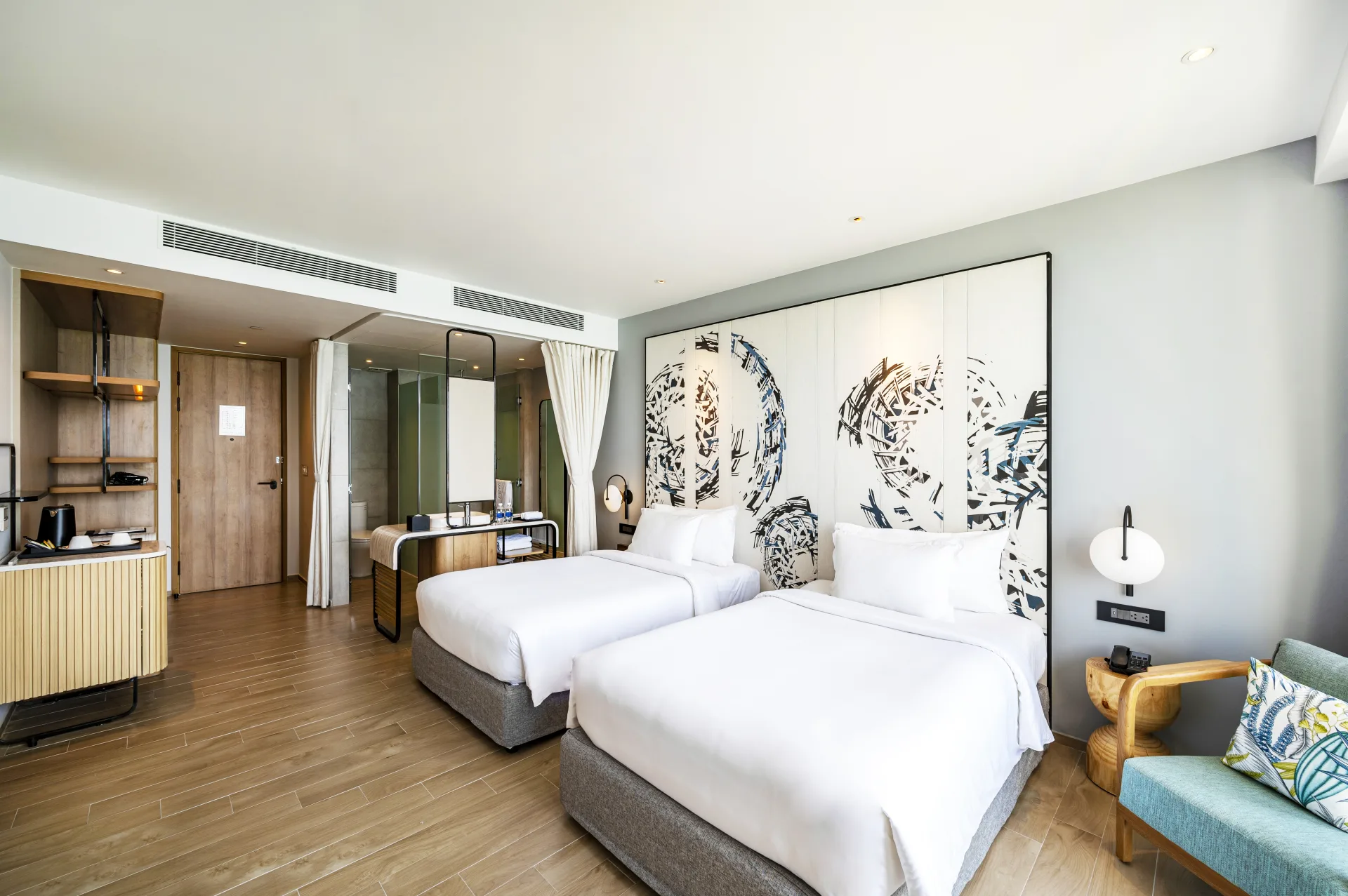 Premier City View (Twin, ko ban công, mỗi tầng 1p)	