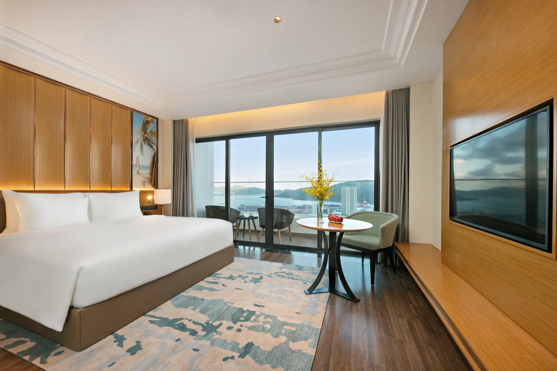 Three - bedroom Suite Oceanview
