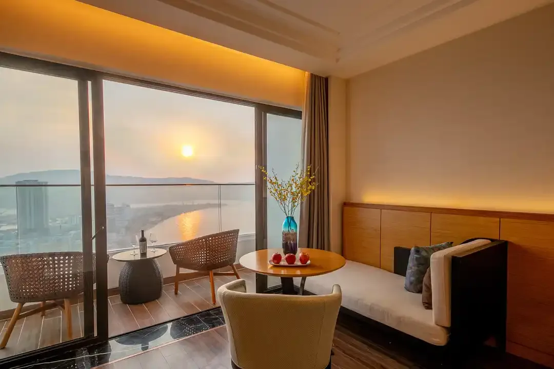 Premium Bayview