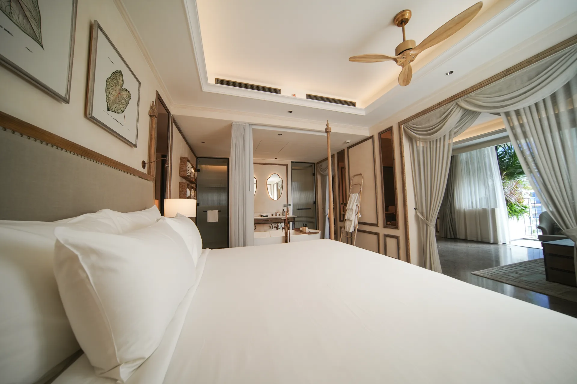 Signature Suite