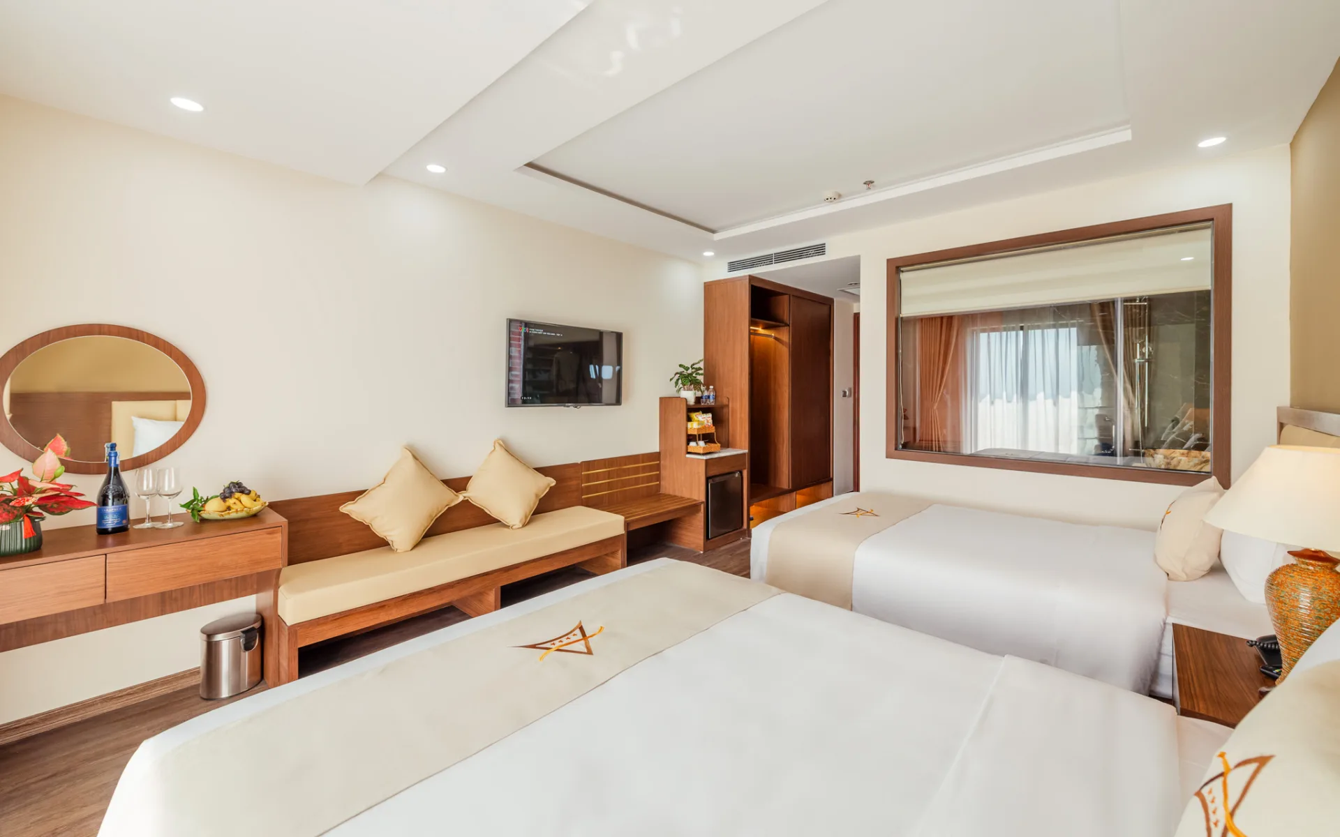Aura Delight City & Sea View