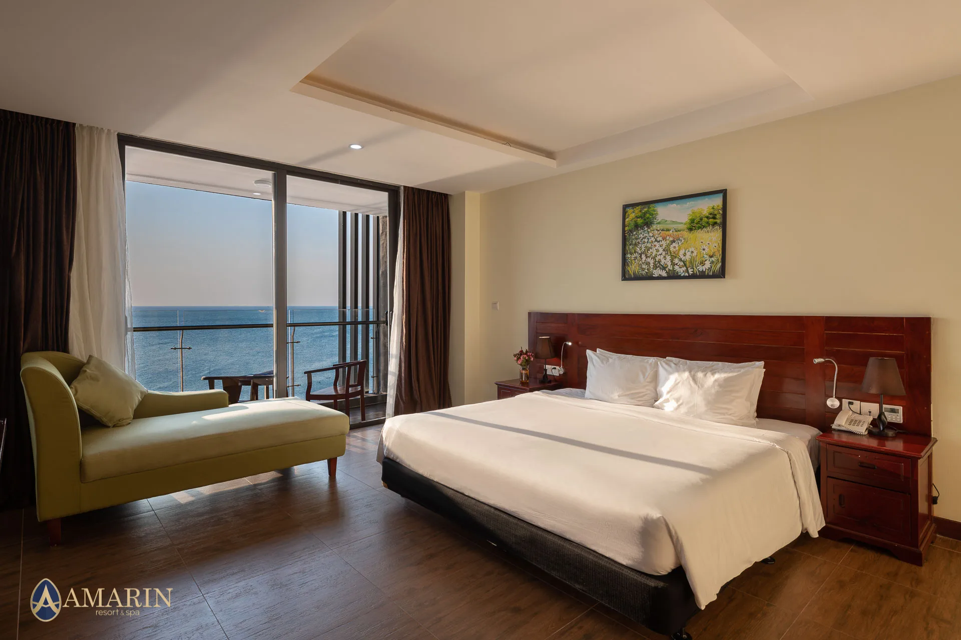 Amarin Suite	