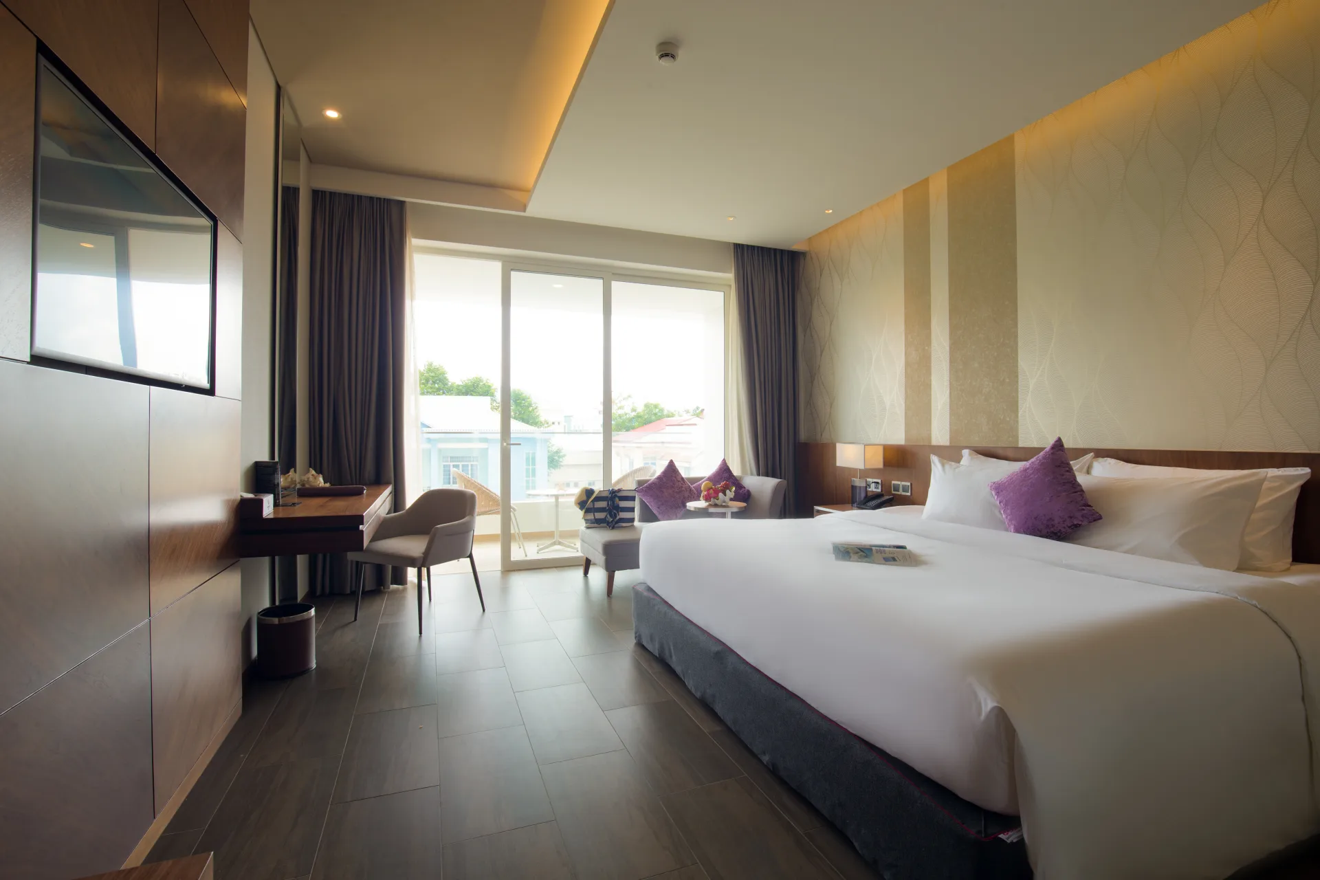 Classic City View Room