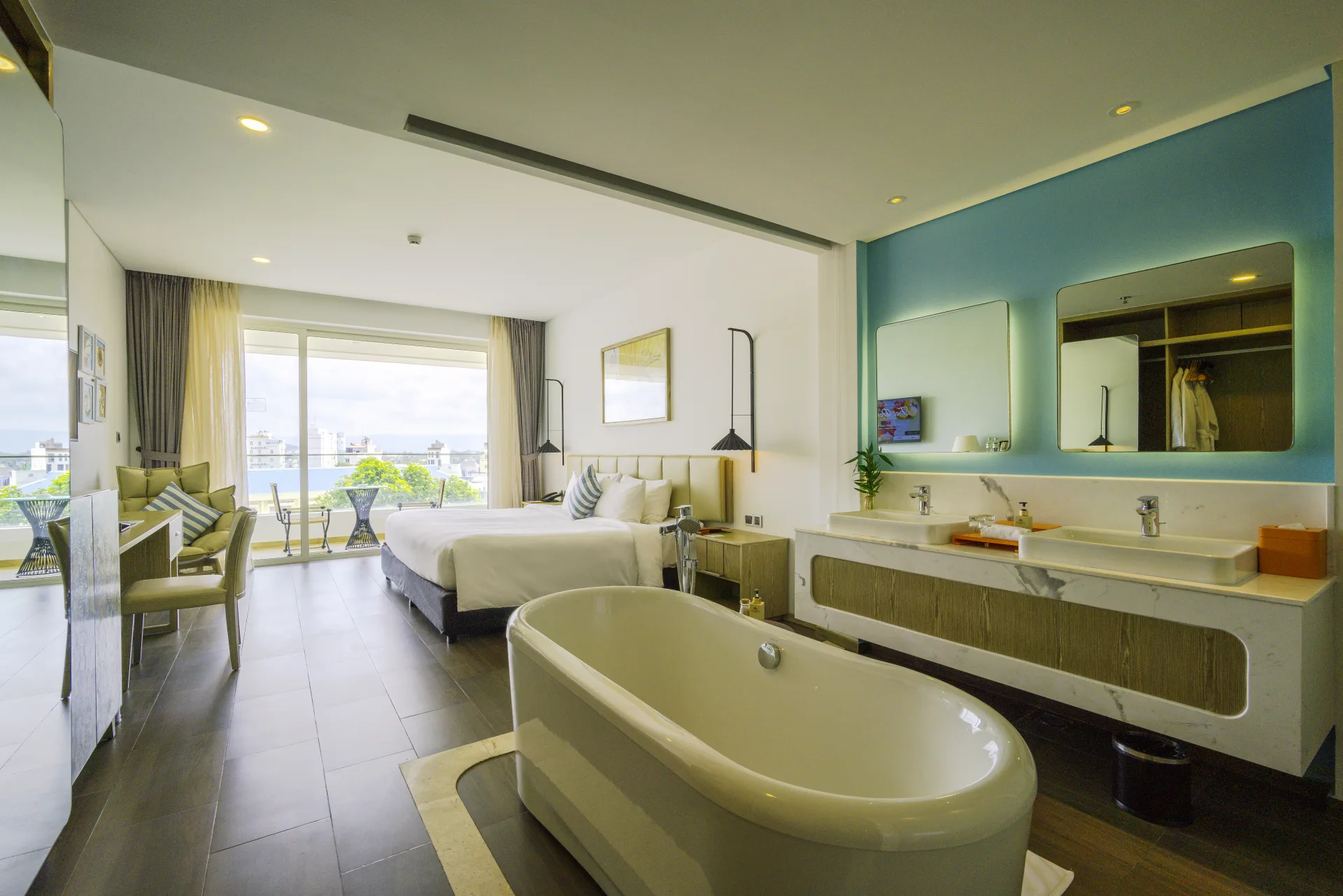 Premium City View Room