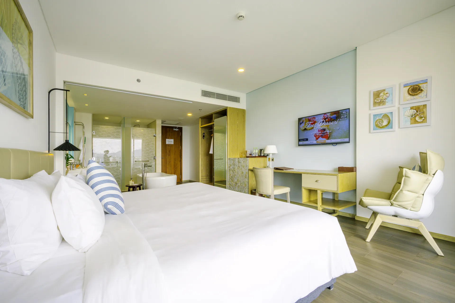 Premium City View Room