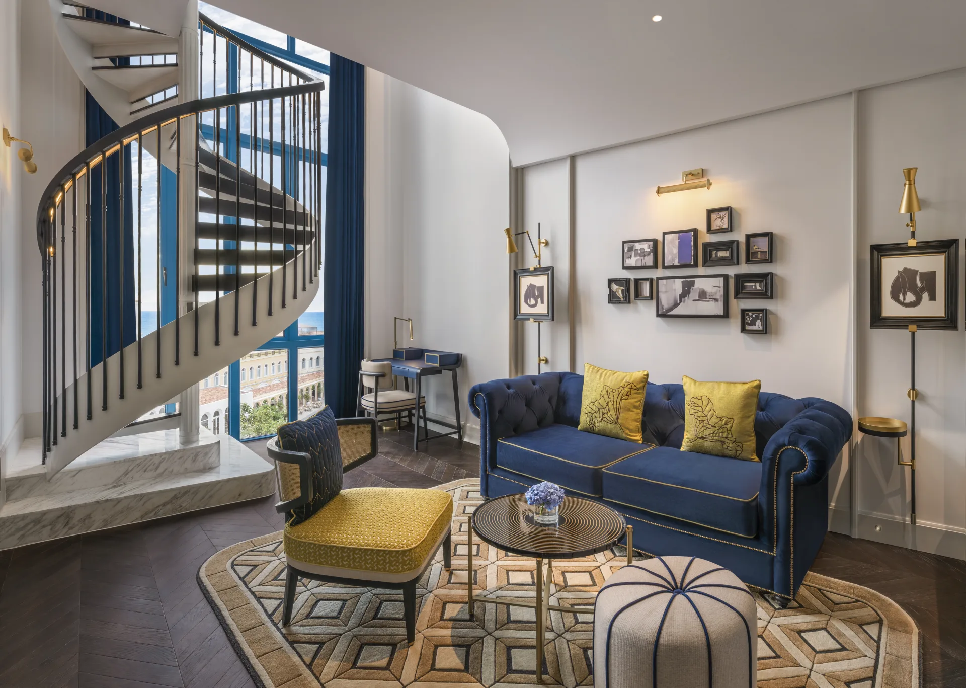 Sorrento Duplex OV Suite