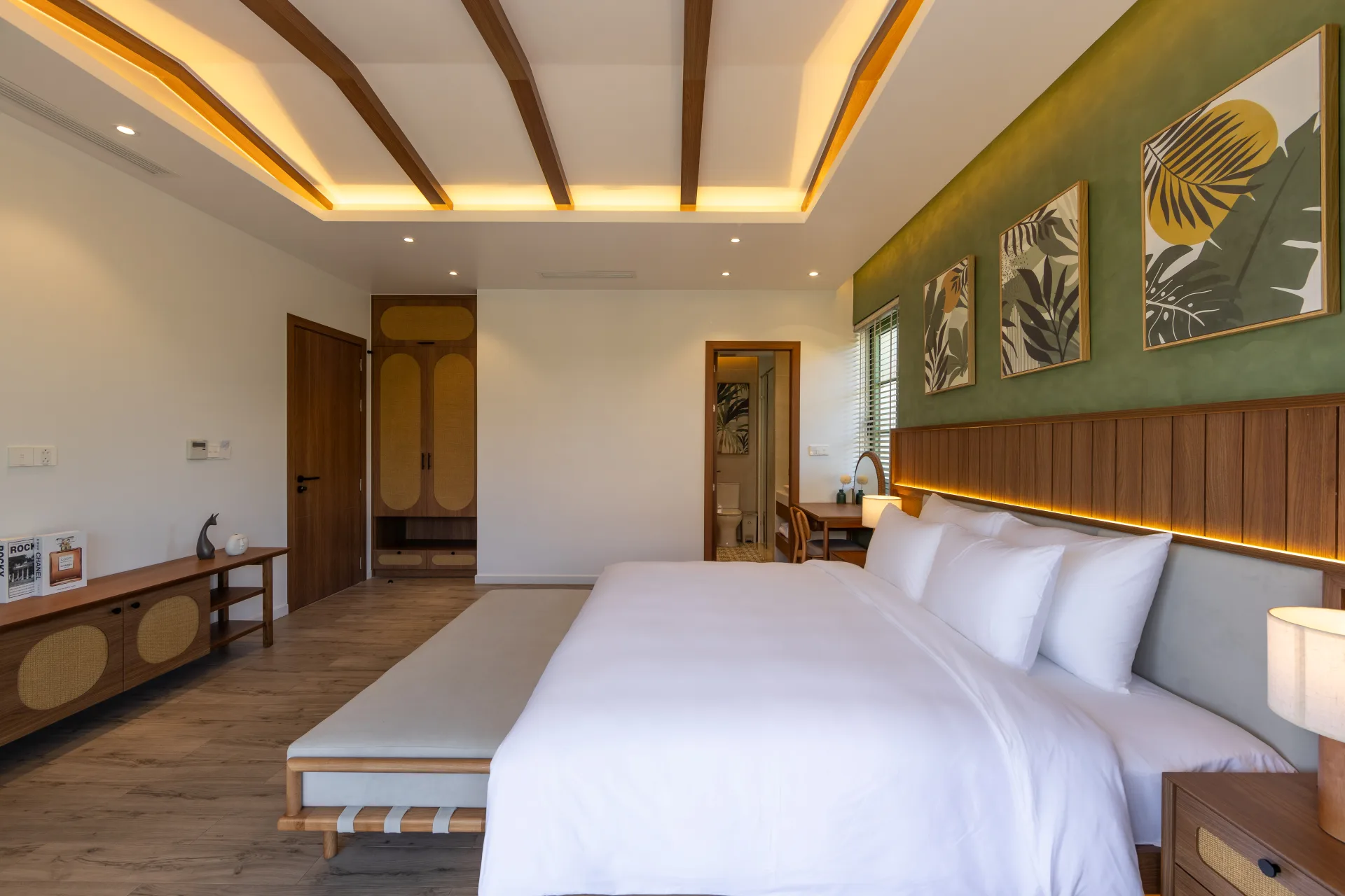 Villa 05 Bedroom (215 m2)	