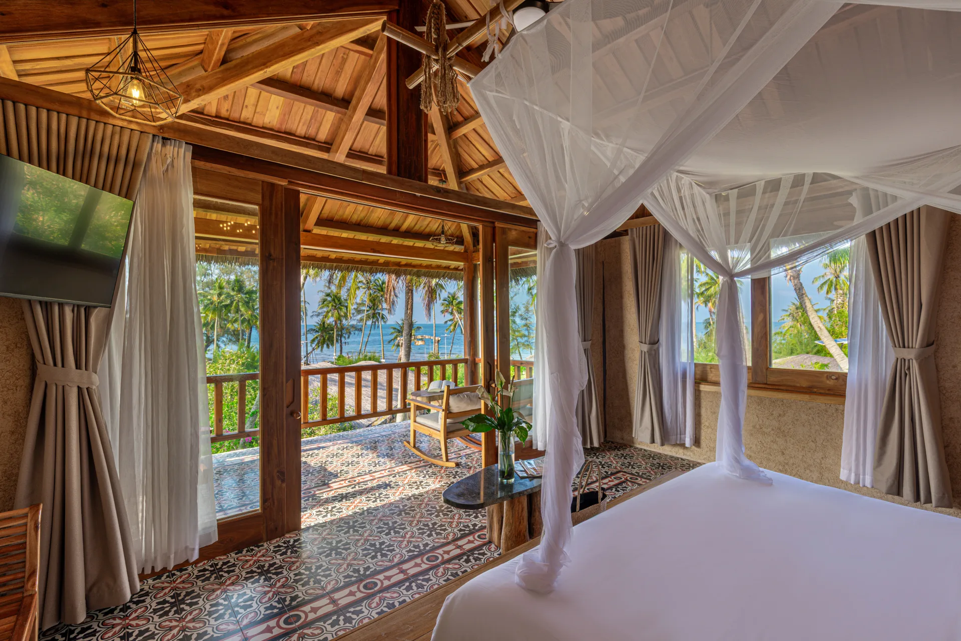 Premium Ocean Breeze with Ocean View (No Extrabed)	