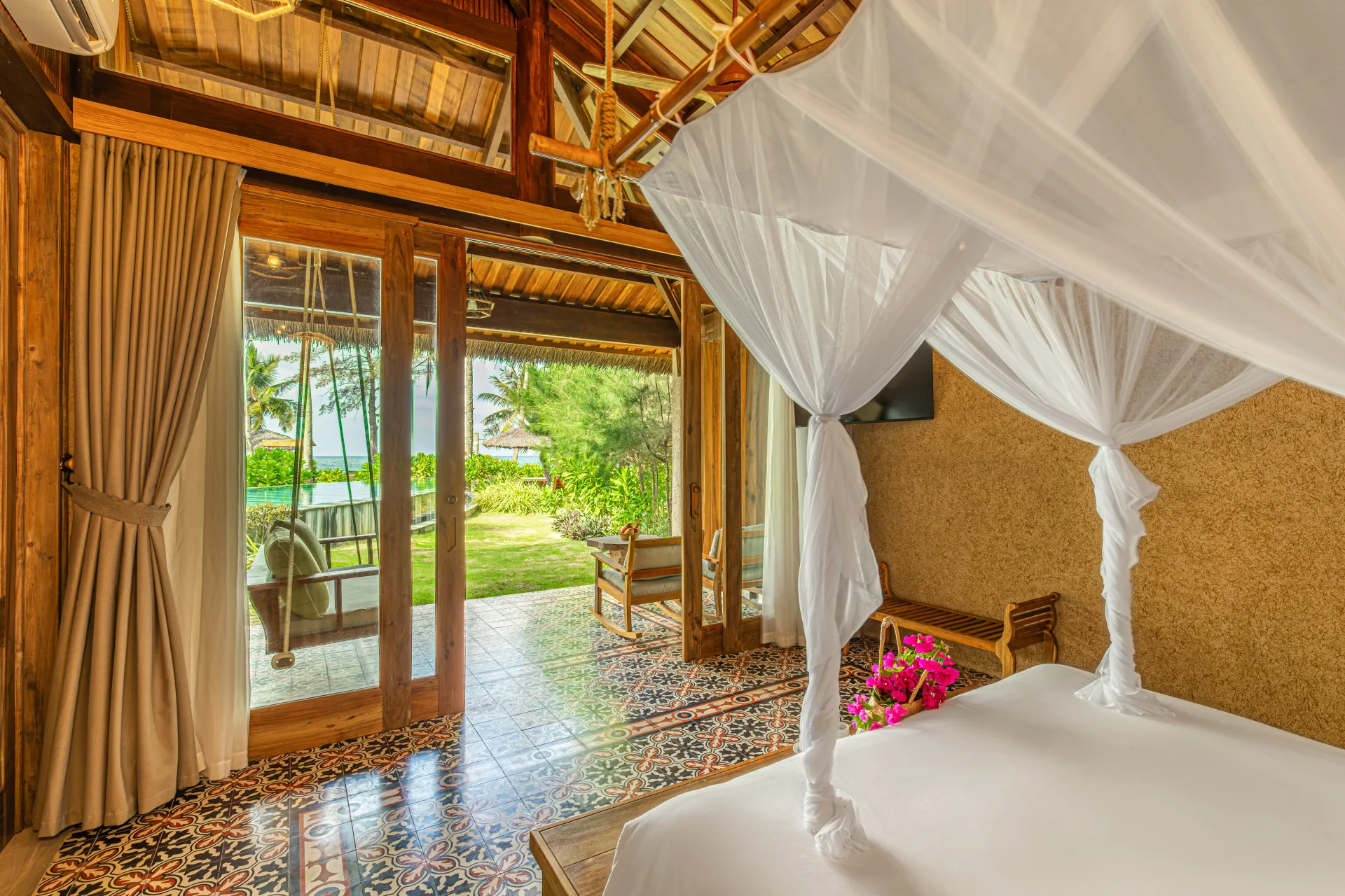 1BR Villa Beach Front with Pool (No Extrabed)	