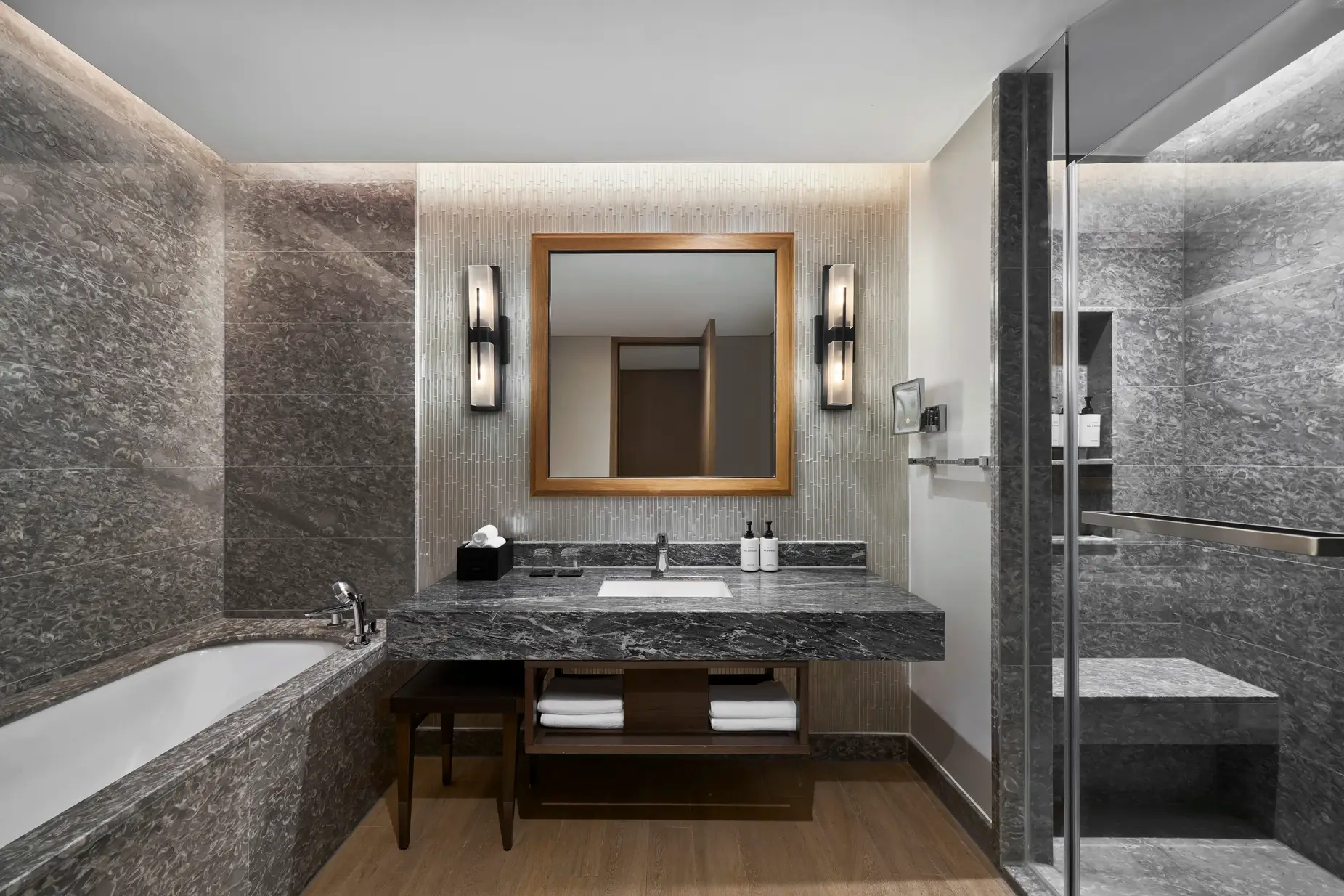 1 King | Twin | Two-Bedroom Residence Ocean View