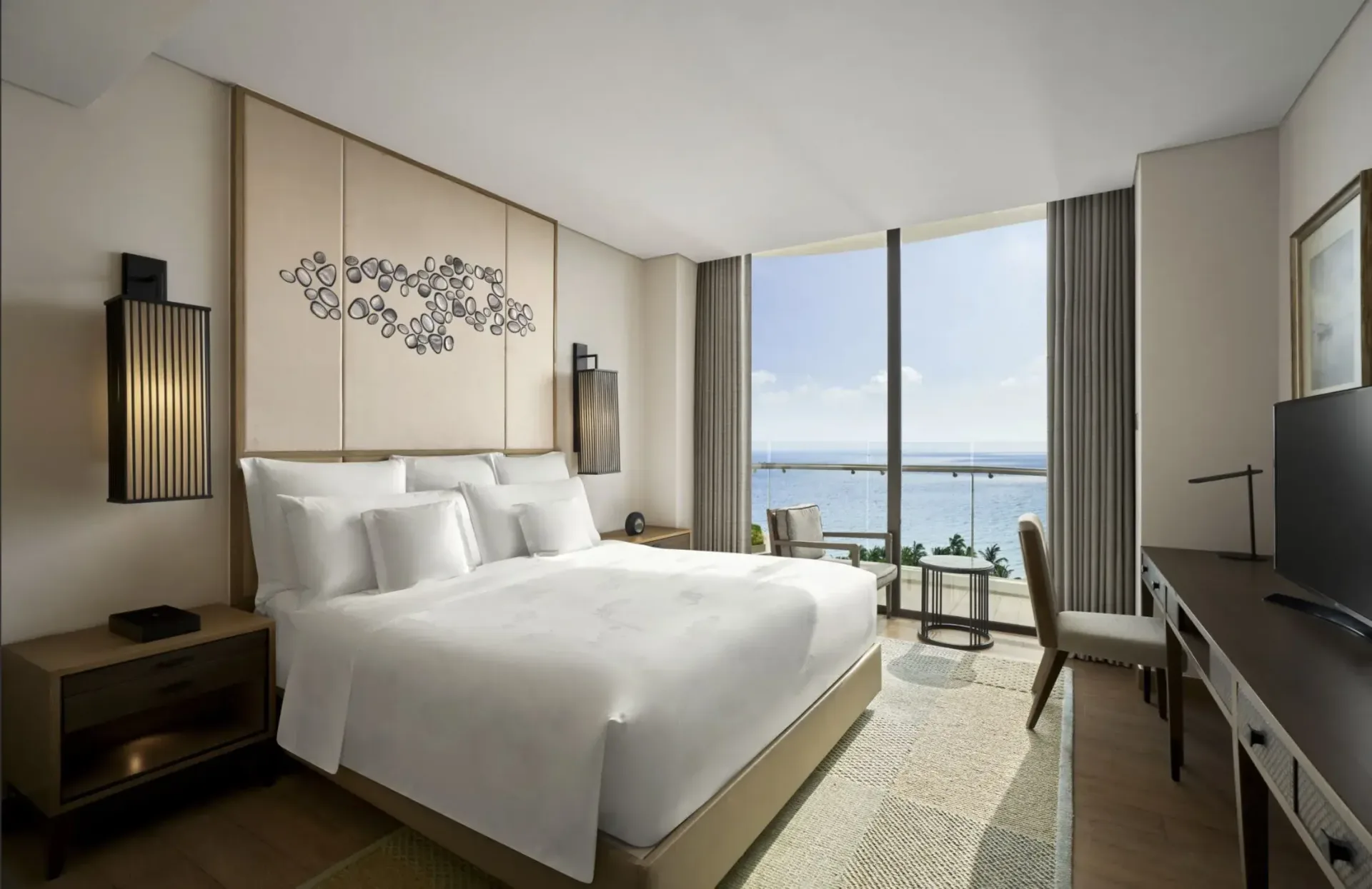1 King | Queen | Twin | Three-Bedroom Residence Ocean View