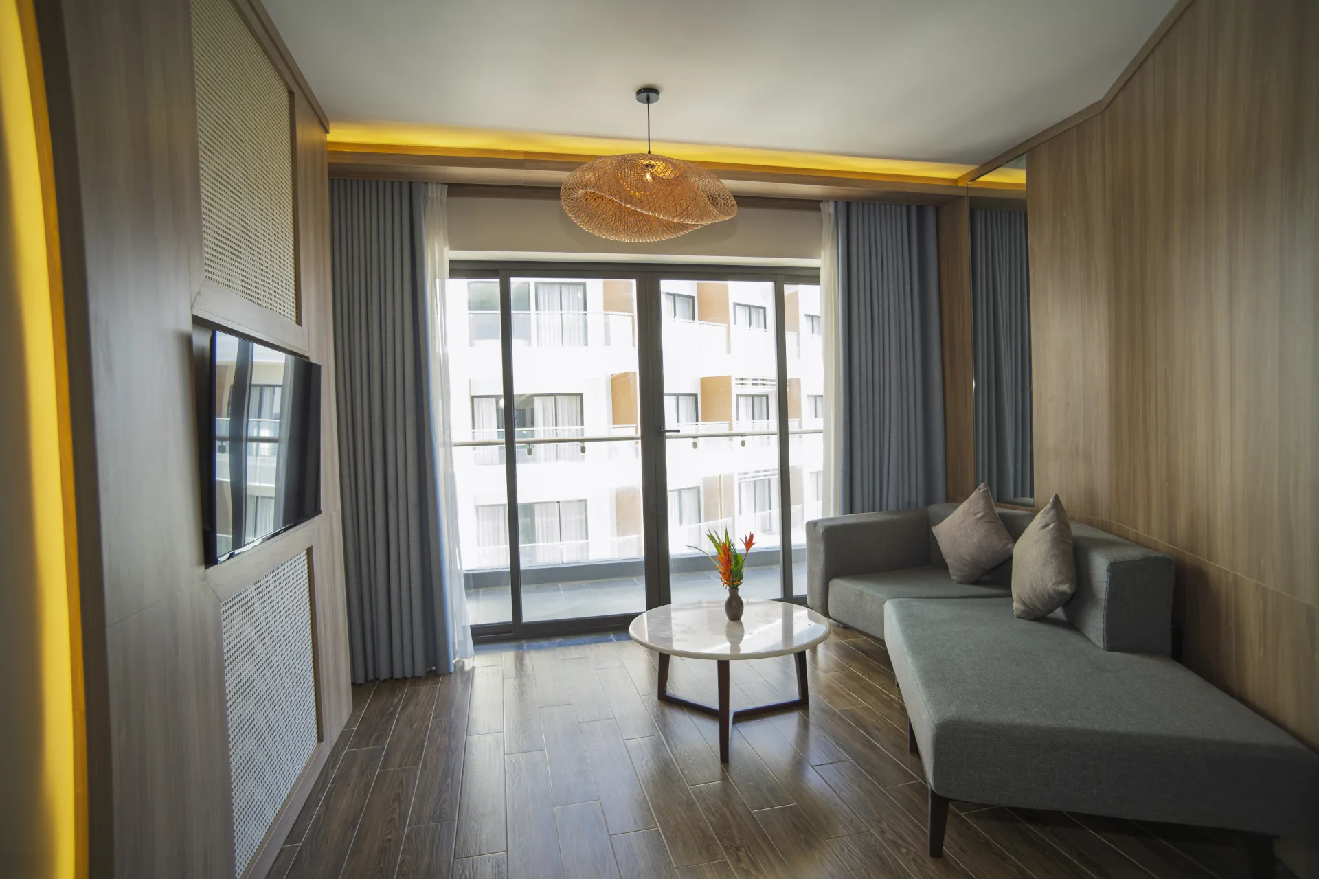 Premier Sea View 	