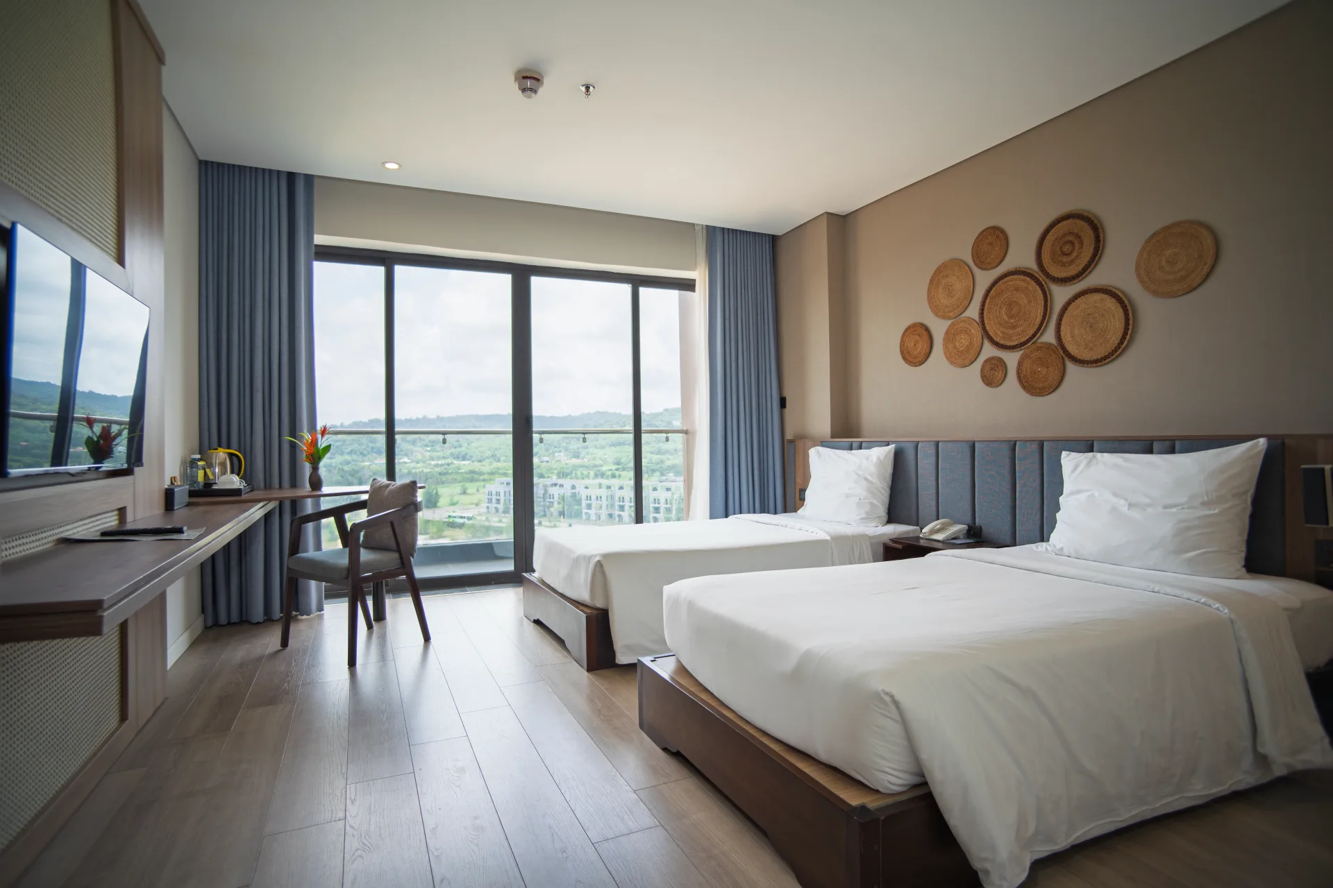 Penthouse (3 Bedrooms) 	