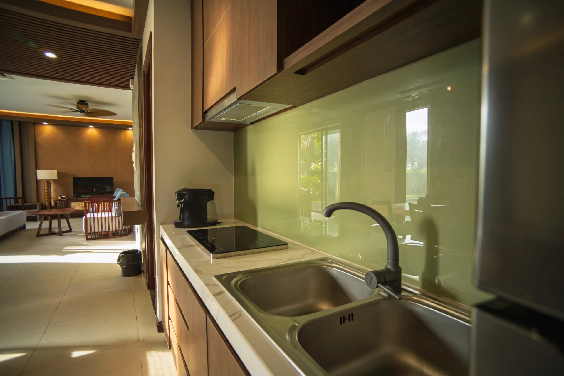 Villa 3 Bedrooms Beachfront 	