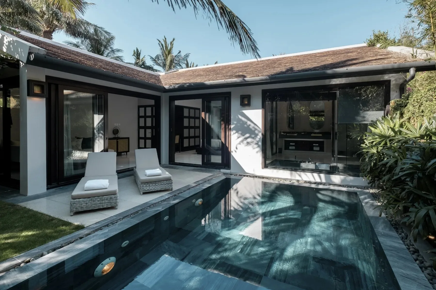 Retreat Pool Villa Voucher Giá Tốt Koaniva