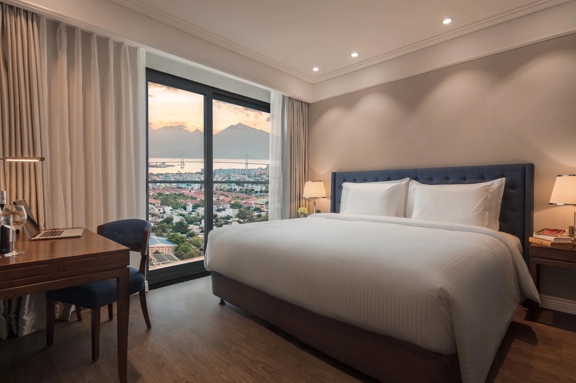 1–2 Bedroom Suite/Apartment Voucher Giá Tốt Koaniva