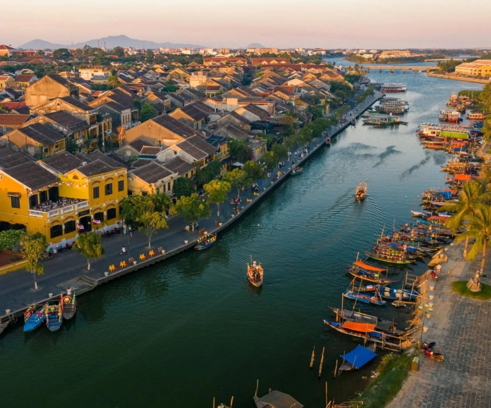 Tour Đà Nẵng – Hội An – Huế 4 Ngày 3 Đêm Từ Hà Nội – Trải Nghiệm Tàu Di Sản