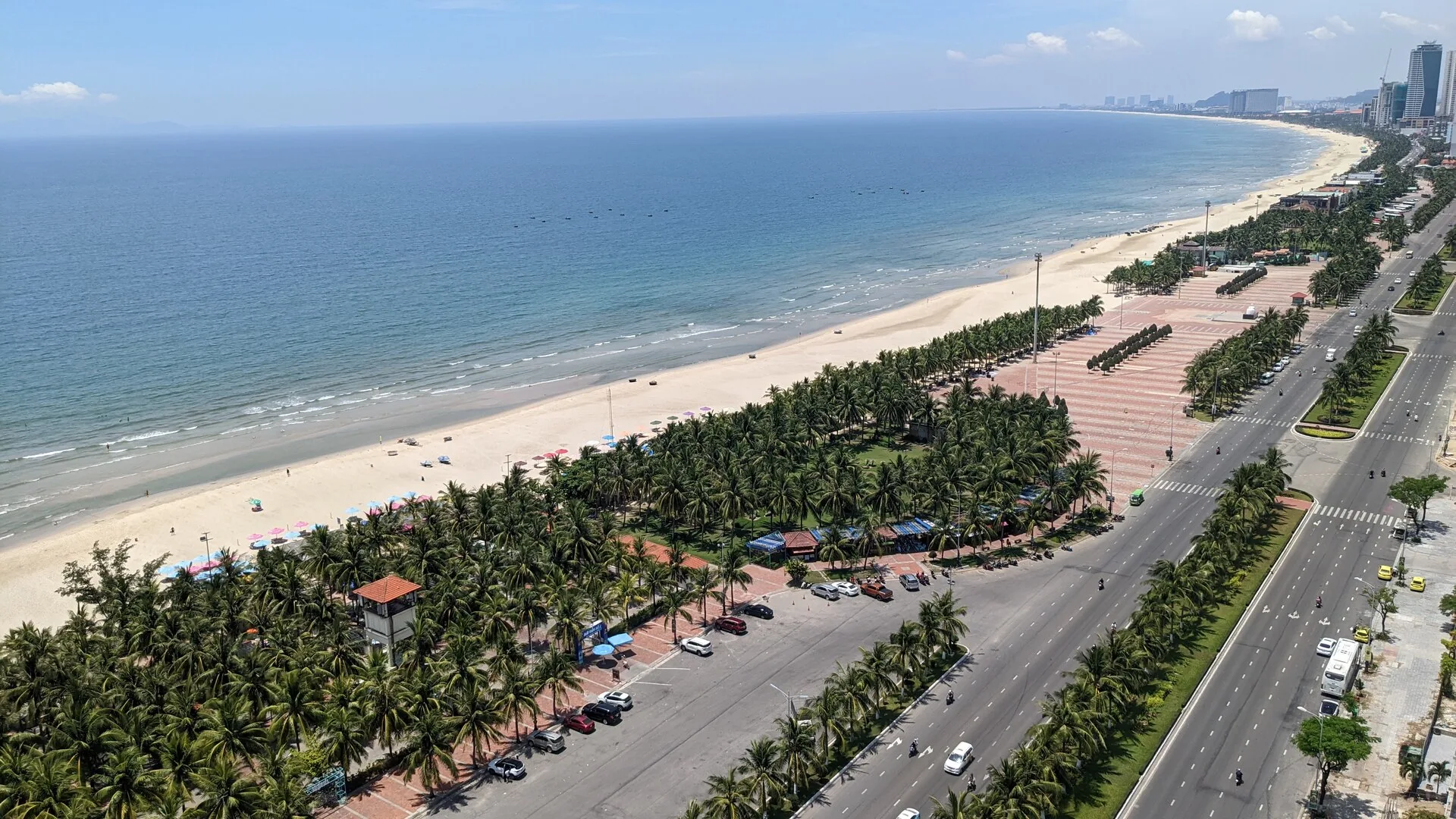 Ngày 7: Bà Nà Hills Hoặc Tự Do Đà Nẵng – Biển Mỹ Khê