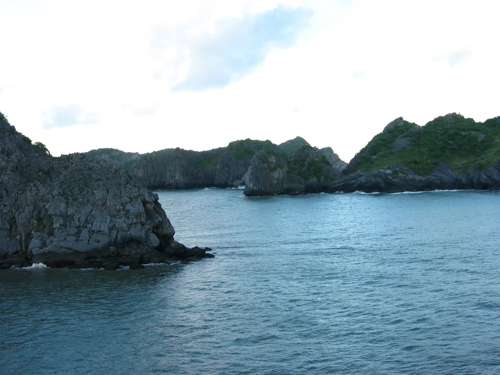 Ngày 6: Lan Hạ – Hang Sáng Tối – Đà Nẵng