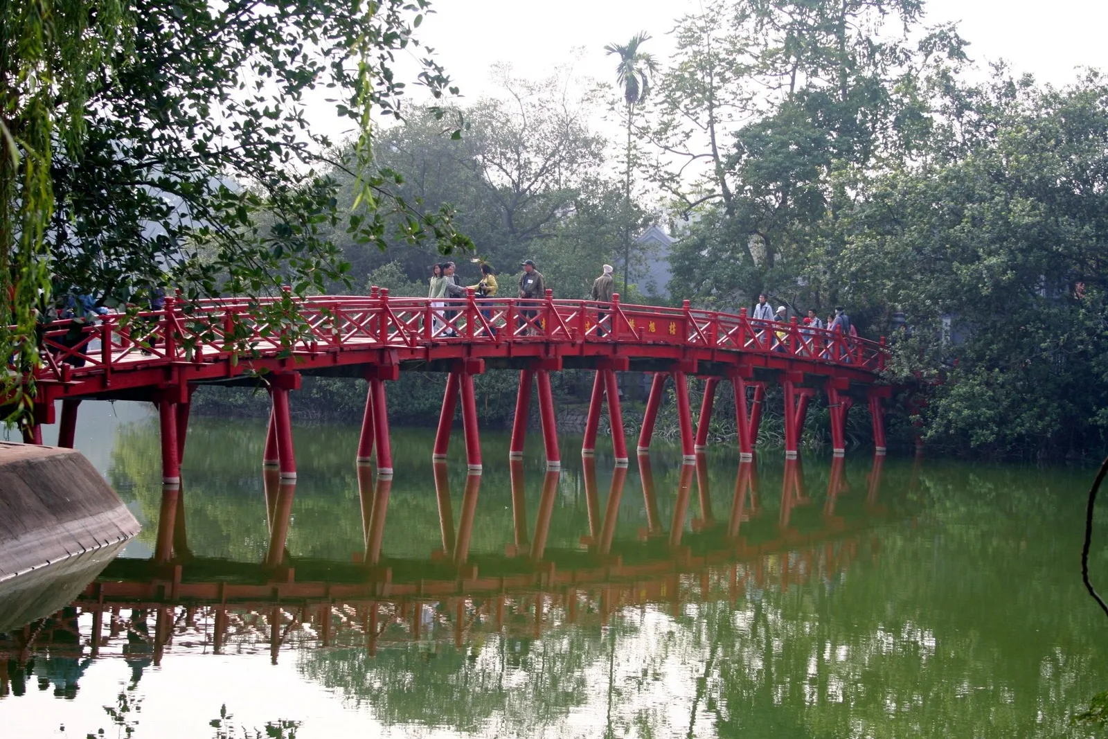 Tour Bắc – Trung Việt Nam 10 Ngày 9 Đêm Từ TP.HCM – Sapa, Hạ Long, Đà Nẵng & Huế