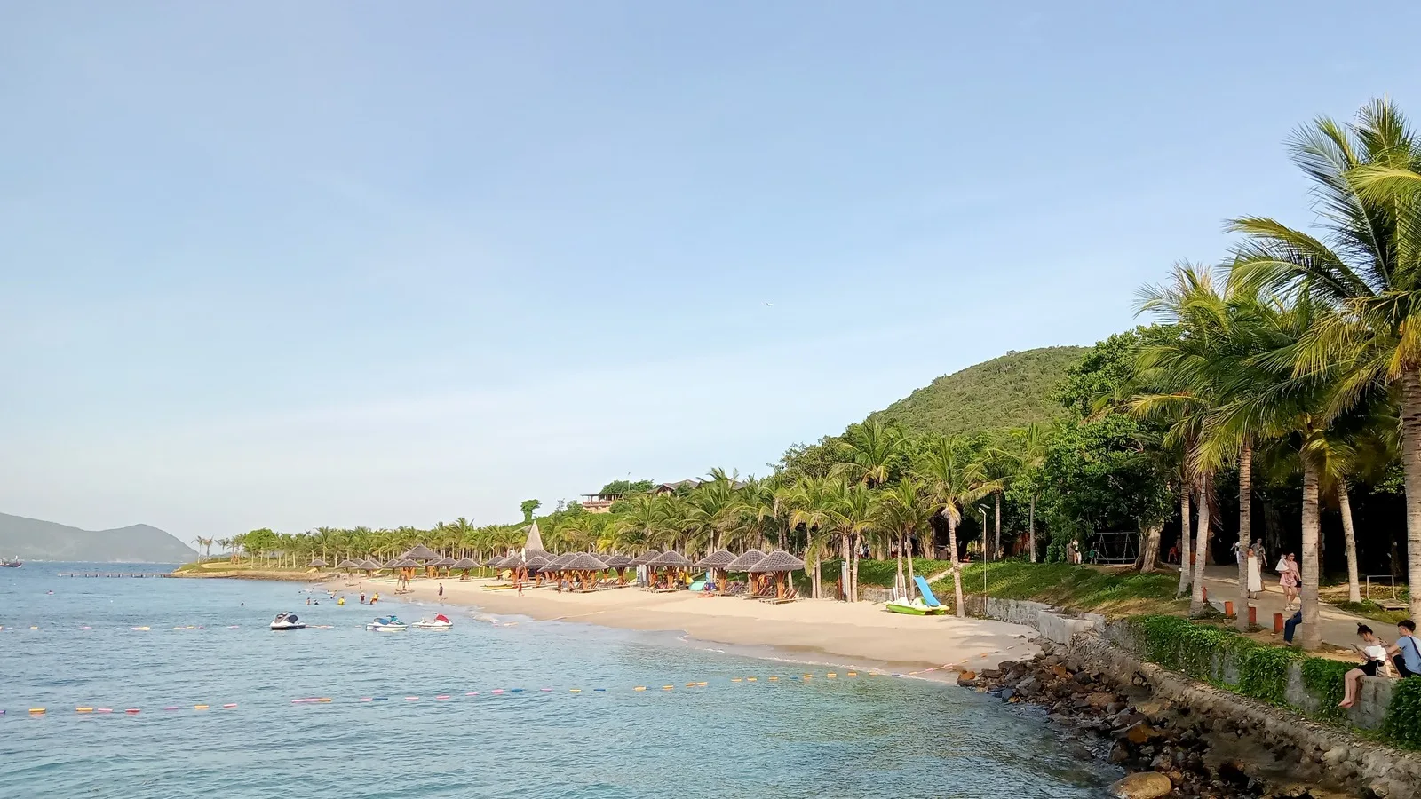 Day 3: Bai Tranh – Con Se Tre – Hon Tam – Cam Ranh – Ho Chi Minh City