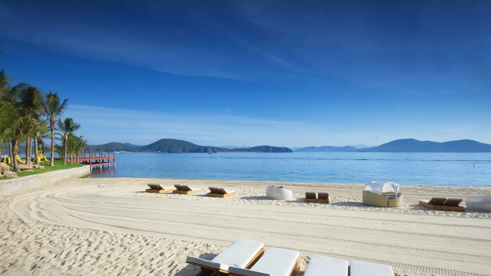 3-Day 2-Night Nha Trang Tour from Ho Chi Minh City – Hon Tre, 3 Islands & 5-Star Stay
