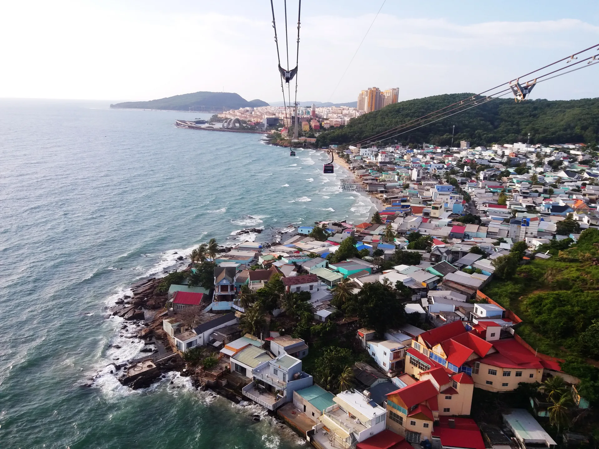 3-Day 2-Night Phu Quoc Tour from Ho Chi Minh City – Grand World, Three Islands & Hon Thom
