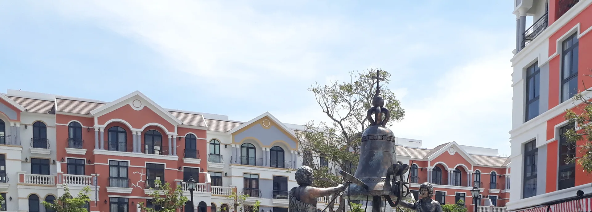 Day 1: Ho Chi Minh City – Phu Quoc – Grand World – 5-Star Resort Stay