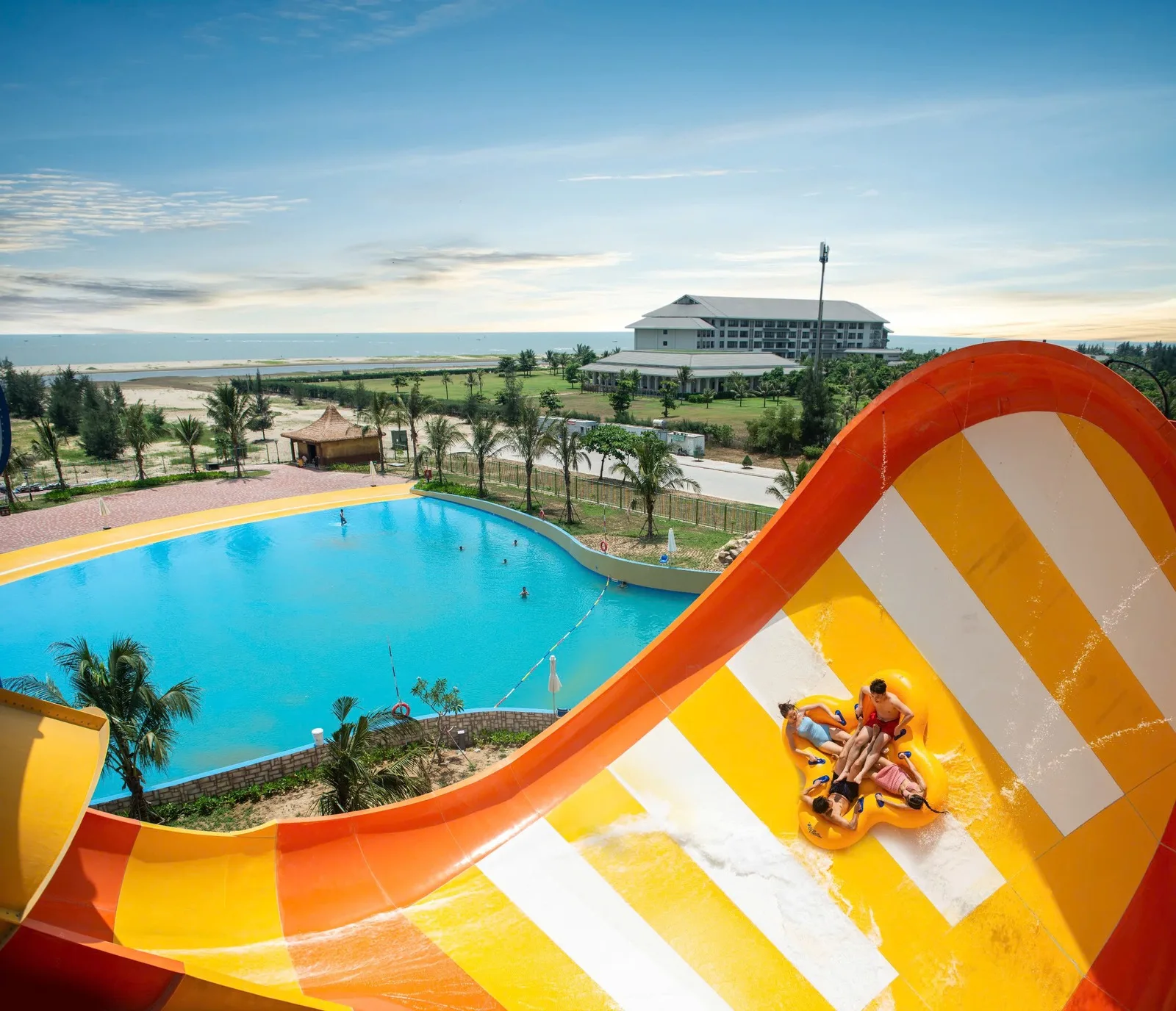 Tropical Paradise Water Park