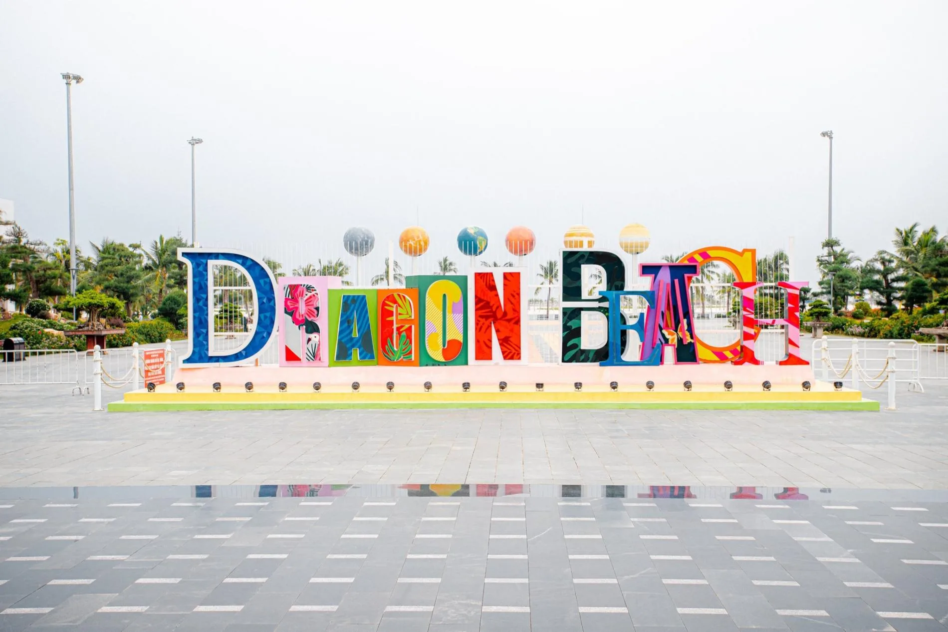 Bãi biển Rồng