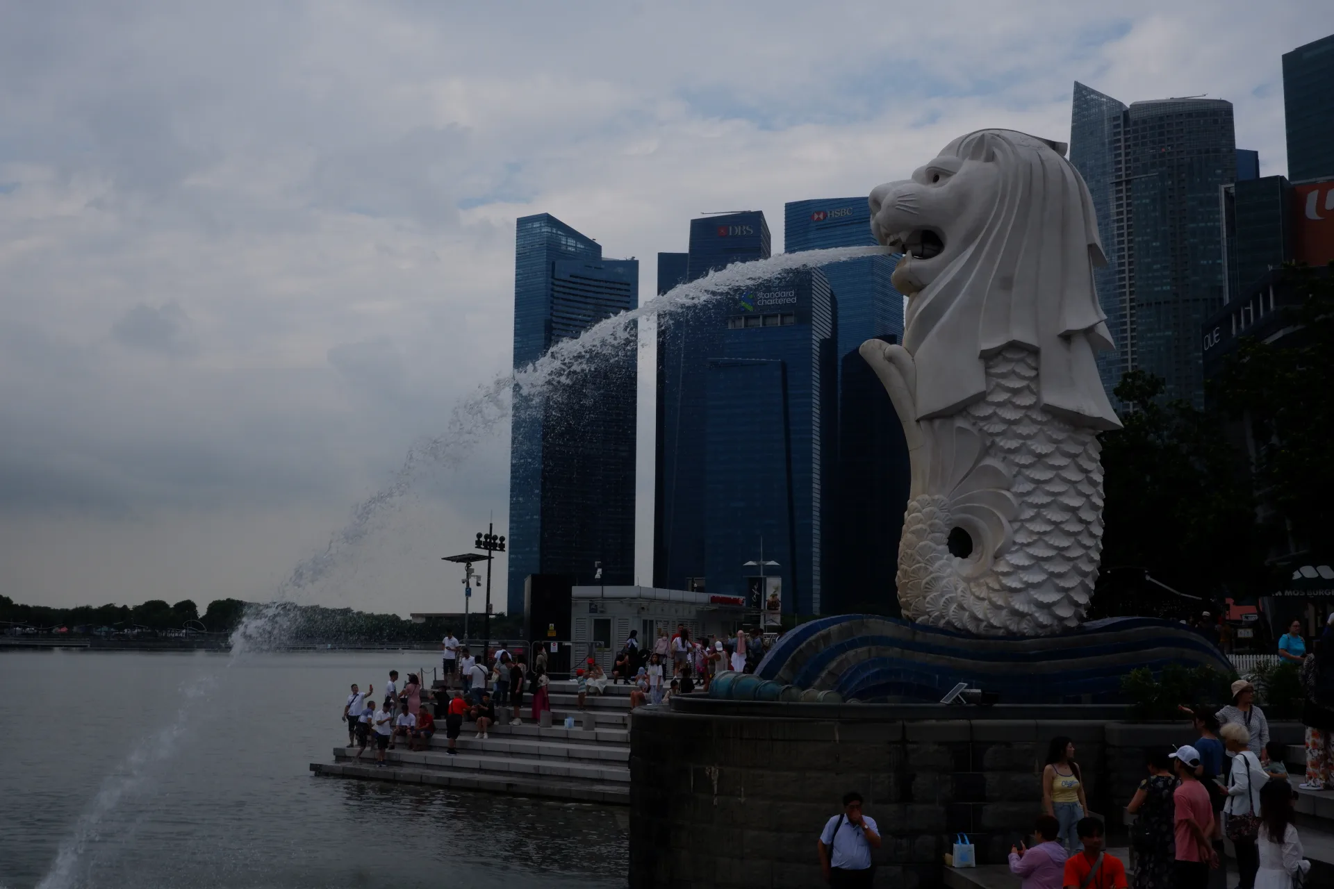 Hanoi – Singapore: Merlion & Singapore City Centre