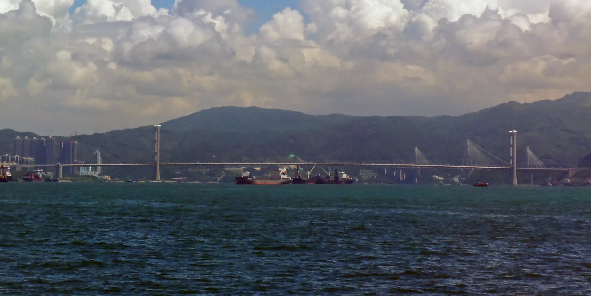 Hanoi – Hong Kong – Shenzhen – Guangzhou – Yongqingfang – Hanoi 5D4N