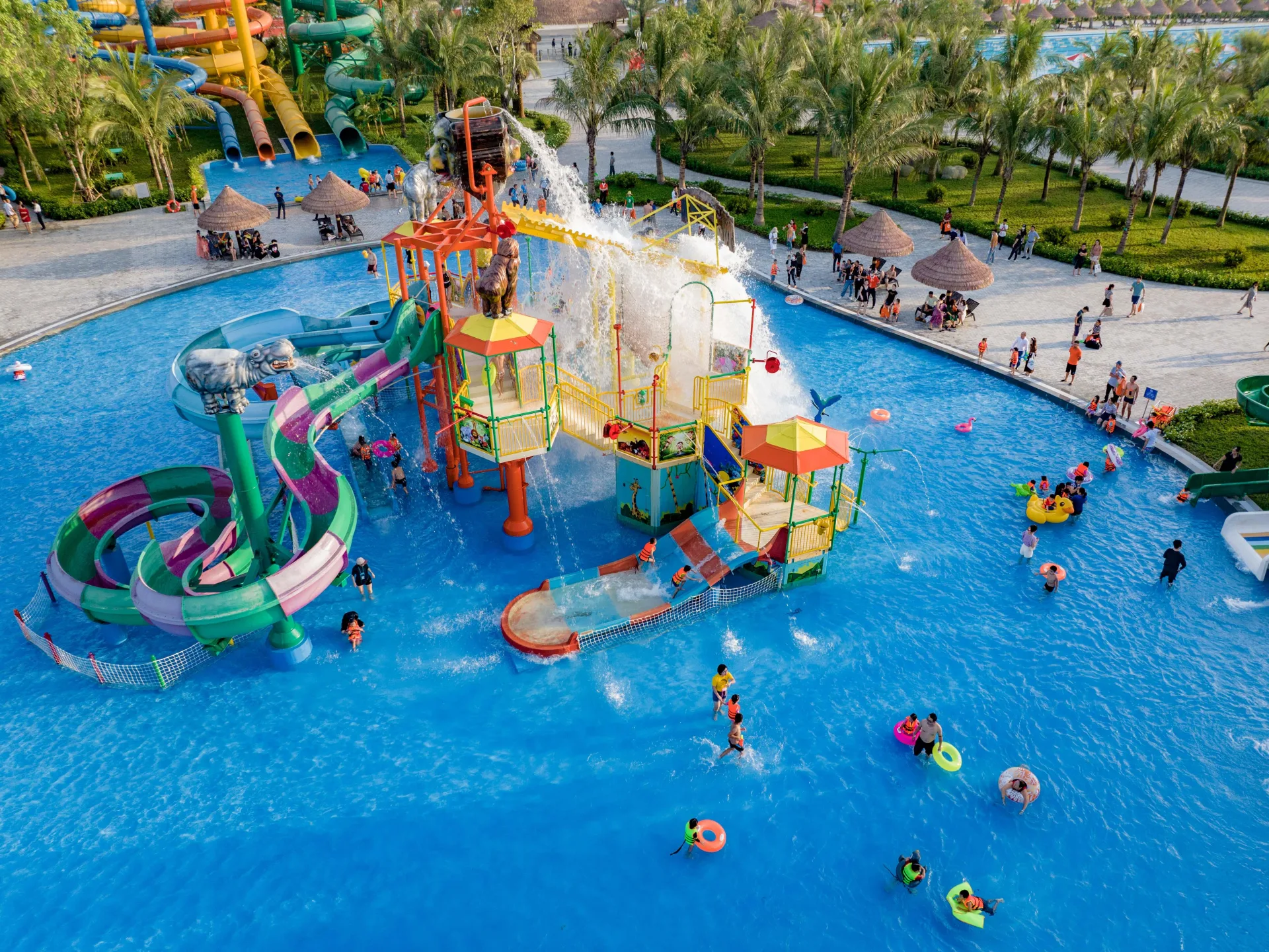 VinWonders Water Park