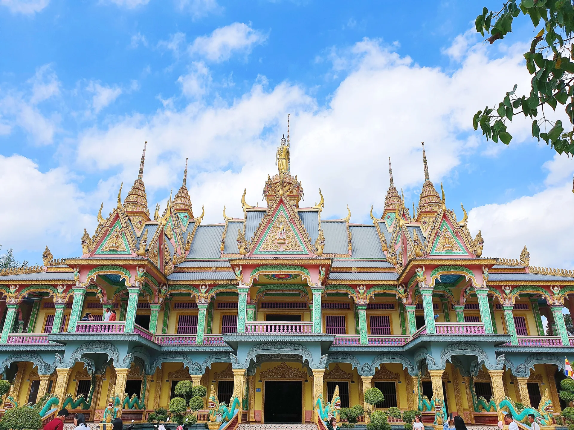 Som Rong Pagoda – Return to Ho Chi Minh City