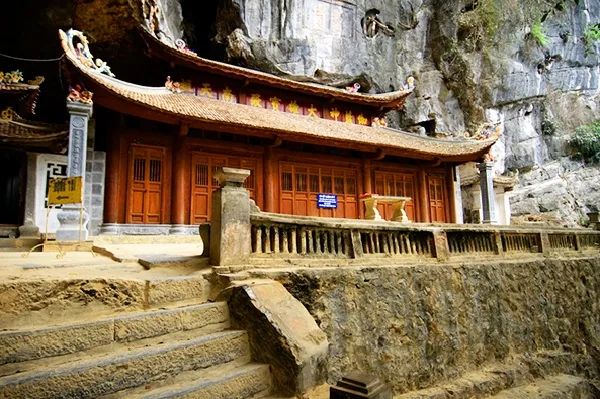 Chùa Bích Động