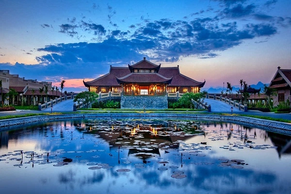 Hoa Lư hoặc Chùa Bái Đính – Bích Động – Thung Nham 1 ngày