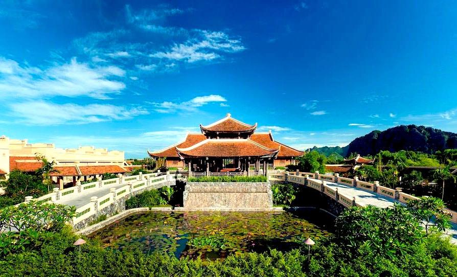 Hoa Lư hoặc Chùa Bái Đính – Bích Động – Thung Nham 1 ngày