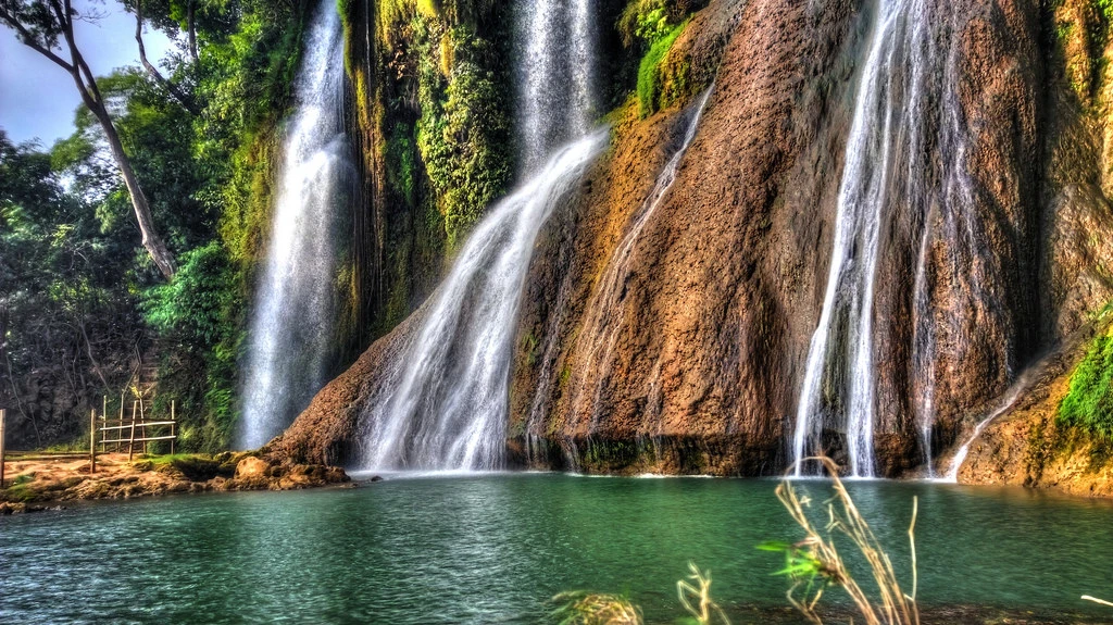 Dai Yem Waterfall