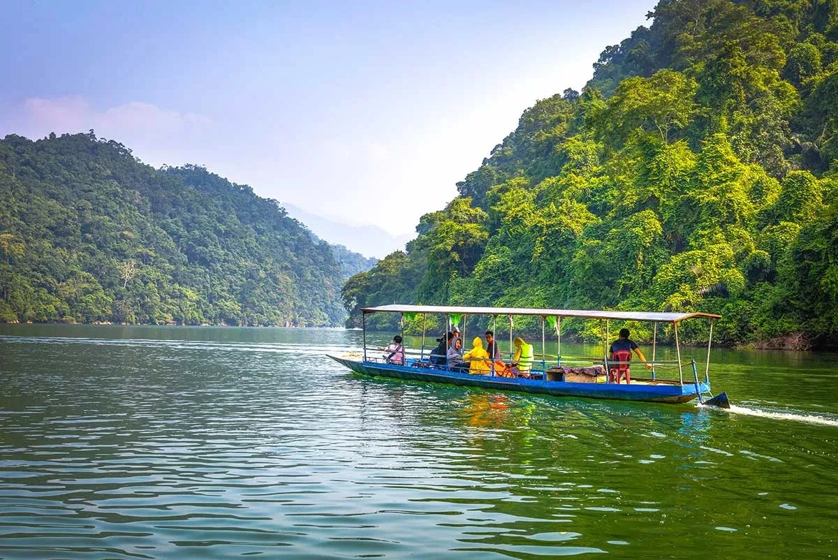 Ba Be Lake – An Ma Temple – Fairy Pond – Widow Island – Hanoi