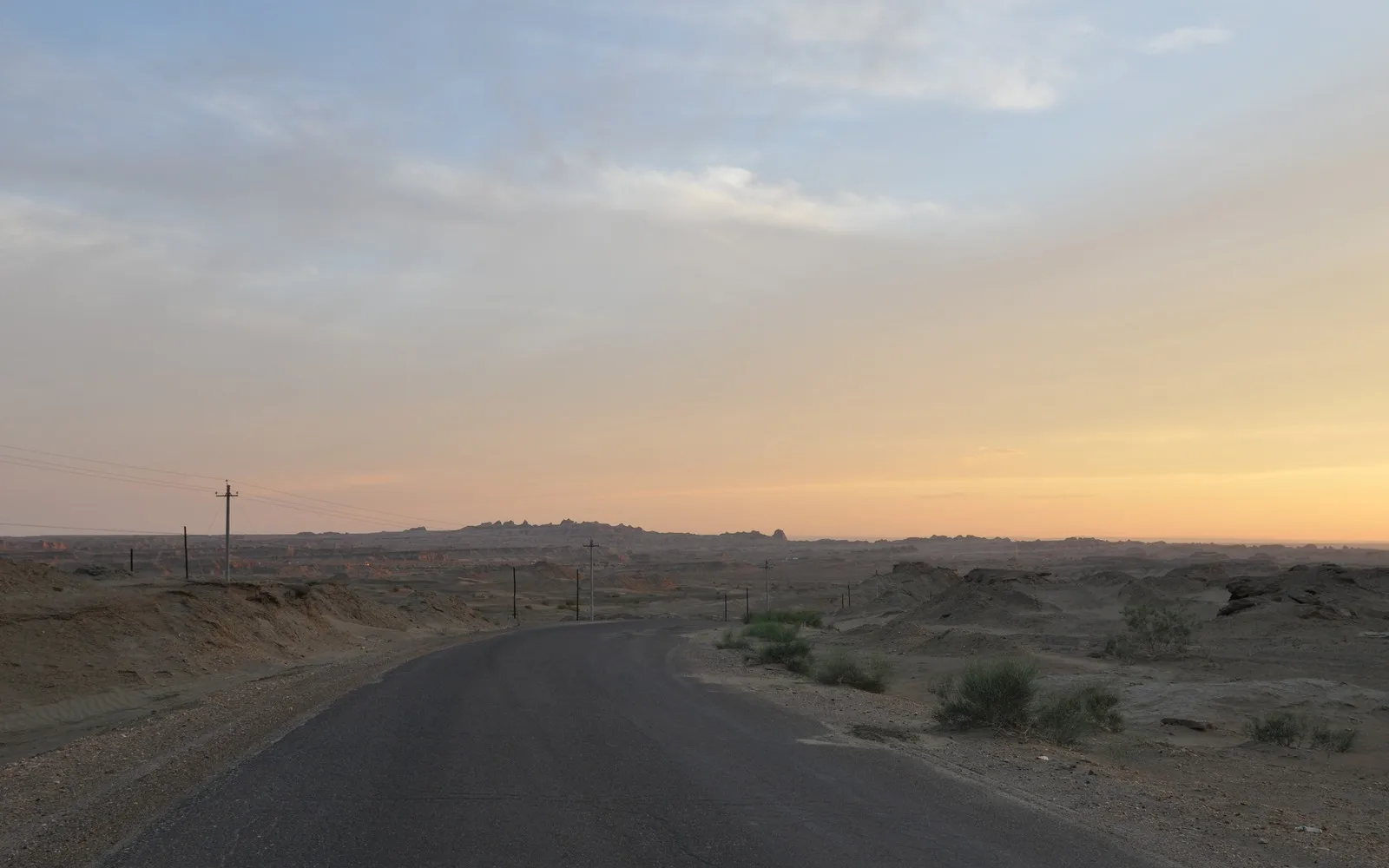 Burqin – Dushanzi Grand Canyon – World Ghost City – Kuitun