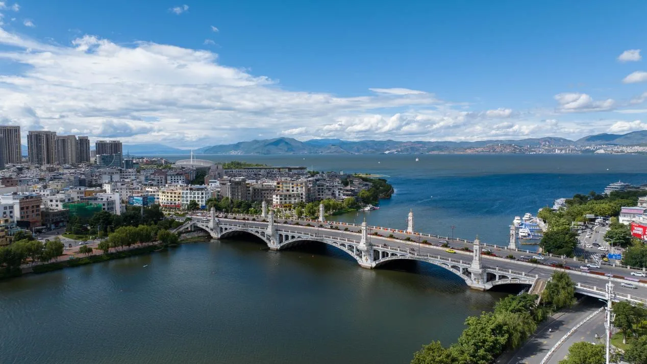 Hanoi – Hekou – Dali – Kunming 5D4N – No Shopping