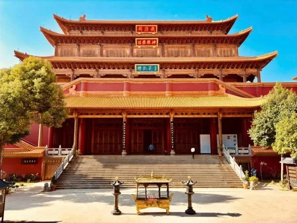 Baohua Temple – Hekou – Hanoi